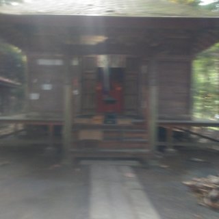 一緒に神社仏閣巡りを廻ってくれる方募集致します。(例、3万歩ける方優先します）宗教勧誘とかじゃないです。 - 友達