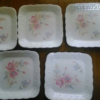 花柄小皿　5枚組の画像