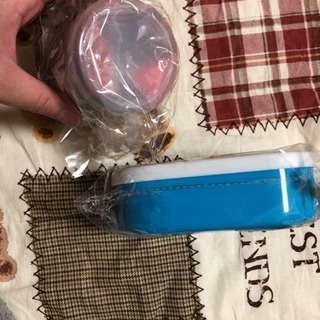スヌーピー プラ容器  コップ＆巾着袋セット！の画像