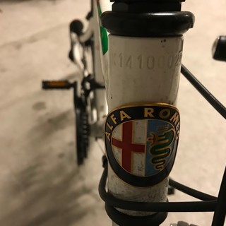 Alfa Romeo(アルファロメオ)  ホワイト 軽量アルミフレーム ドロップハンドル の画像