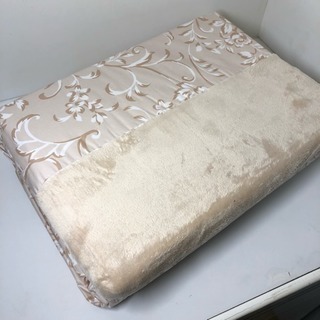 シャルレ 新品 あったか掛布団カバー ベージュ 150×200 光電子入り 2枚セットの画像