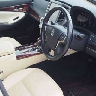 210系クラウンロイヤルの画像