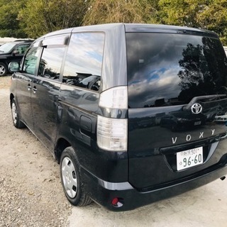ヴォクシー 車検31/5 込み込みの画像