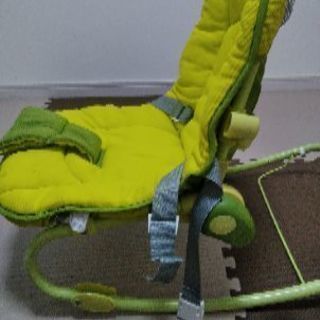 テーブル付きバウンサーの画像