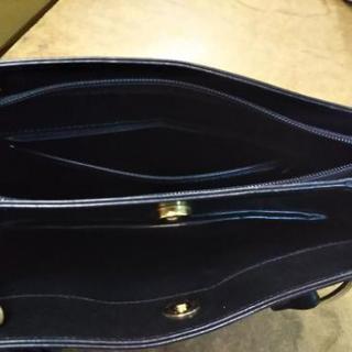 革製バッグの画像