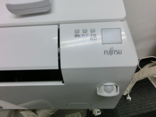 ★２０１６年製　富士通　 FUJITSU 　人感センサー搭載エアコン （6畳・100V対応）