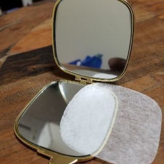 B-Threeの手鏡の画像