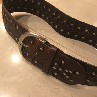 DKNYベルトの画像