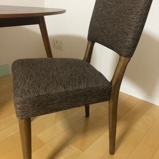 ダイニングチェア2脚(テーブルは必要であれば差し上げます！)の画像