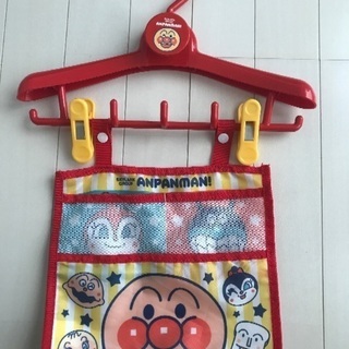 アンパンマンハンガー（幼児服サイズ）、収納ポケット付き💕