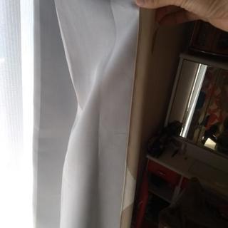 モダンな遮光カーテンの画像