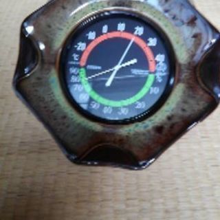 シチズン温度湿度計