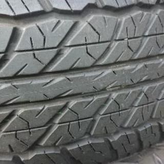 さらに値下げしました。grj76純正中古タイヤ