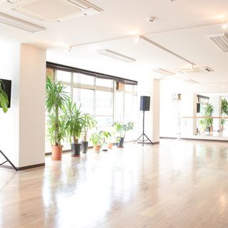 大阪地下鉄松屋町駅より徒歩7分。様々なジャンルに対応できる多目的...