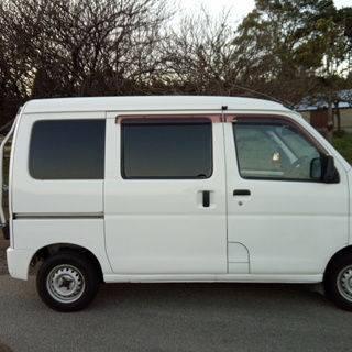 ハイゼットカーゴ　車中泊仕様　車検平成31年6月まで　9万円のみ　オイル交換しましたの画像