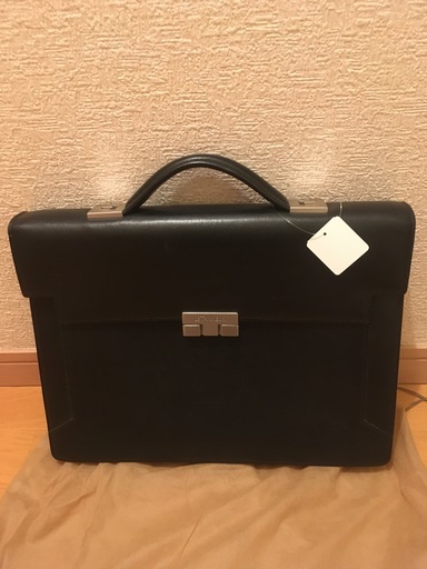 ２万円　LE TANNEUR（ルタヌア） ブリーフケース ビジネスバッグ
