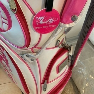 ダンスウィズドラゴン キャディバッグの画像