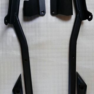 GIVI 1121 FZ モノラック用フィッティング