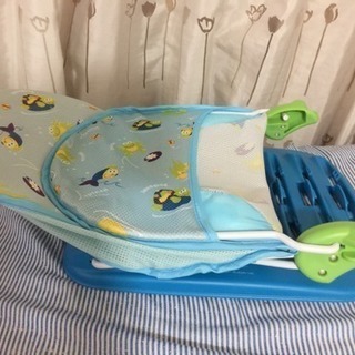 ベビーバスチェアーの画像