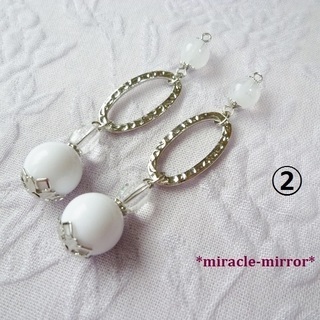 ラストプライス！選べるデザインアクリルピアスorイヤリング　03104の画像