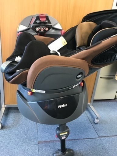 Aprica チャイルドシート