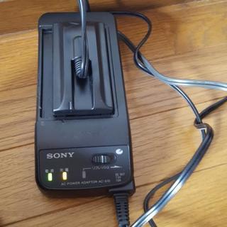ビデオカメラの充電器❗の画像