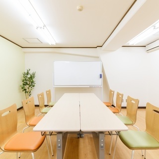 御堂筋線本町駅徒歩2分！エレベーター完備、室内設備すべて無料！