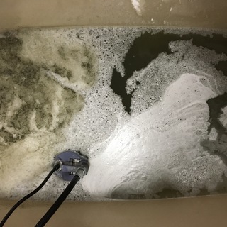 追い焚き配管の汚れ清掃 旭川　追い焚きに溜まるレジオネラ菌を排除...