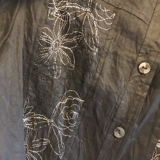 【新品】黒ブラウス シャツ L 2L 花柄 透け レース 長袖 秋冬 上着の画像