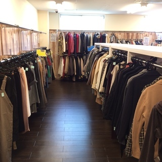 お洋服が激安特価衣料コーナー増設です！ - その他