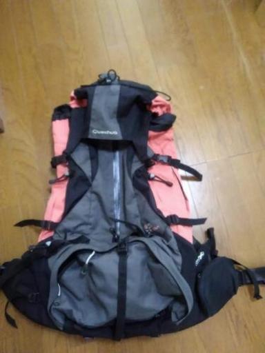 値下げ！Quechua登山リュック