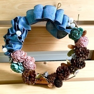 手作りクリスマスリースの画像