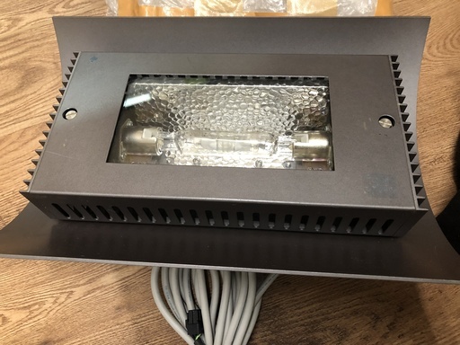 ADA メタルハライド お譲りします　2機　ソーラーI/HYLUX150W