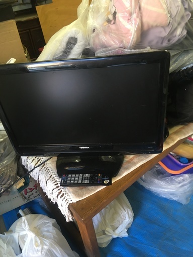 （ありがとうございました☆取引終了）１万円　東芝REGZA 22AV550 　液晶テレビ（22V型）リピーターさんに限り半額