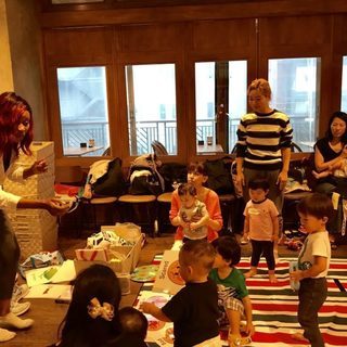 外国人講師によるダンスを取り入れたキッズ英会話 in 天王寺の画像
