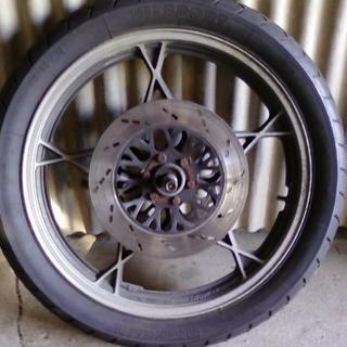 ｽｽﾞｷ GSX750S/1100S 19ｲﾝﾁﾌﾛﾝﾄﾎｲｰﾙ&ﾀｲﾔ&ﾌﾞﾚｰｷﾃﾞｨｽｸ 中古の画像