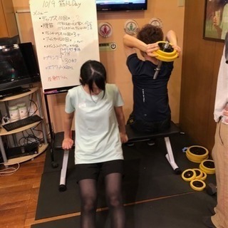 来週火曜日（11月6日）に筋トレしませんか？ - 友達