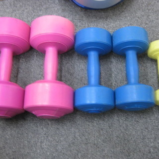 ダンベル 5kg×2 3kg×2 1.5kg×1 計5個セット ...