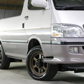 【車検２年付】トヨタ ハイエース 3.0 スーパーカスタムG シャルム トリプルムーンルーフ ディーゼルターボ4WD VOLK RACING アルミホイール☆自社ローン・オートローン全国対応の画像