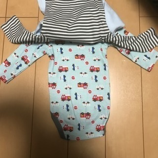 ベビーギア ロンパース消防車3枚セット0-3m70サイズの画像