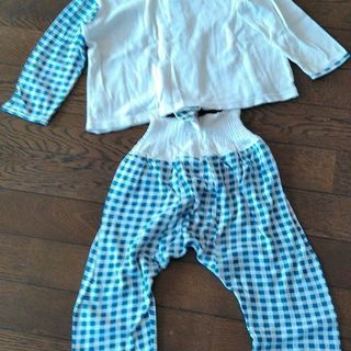 パジャマ　95cm  子ども服の画像