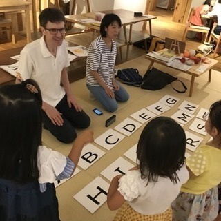 調布駅近くのカフェでネイティブと子ども向け英会話
