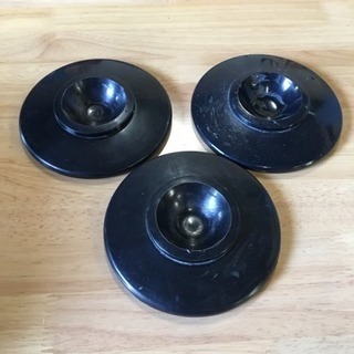 ピアノ用 インシュレーター 中古 清掃済の画像