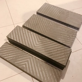 【値下げ】石の板全部で700円の画像