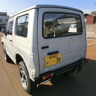 昭和62年　2サイクル　SJ30ジムニー　　アピオリーフ・レカロ　5速　改造多数　車検取立て　32年9月の画像