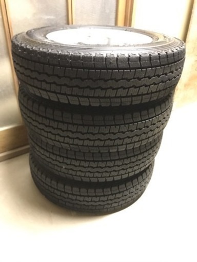 軽トラ用 スタッドレス４本セット