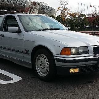 BMW323の画像