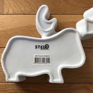スウェーデンSTELOのトナカイの形の深皿の画像