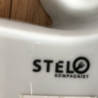 スウェーデンSTELOのトナカイの形の深皿の画像