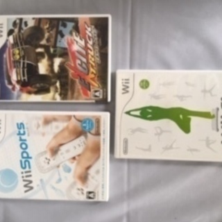 Wii+ Wiifit+ソフト2本セットの画像
